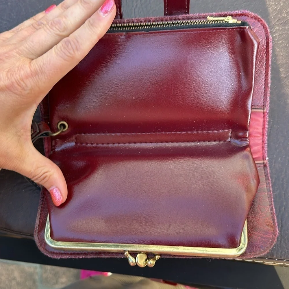 ❤️🤎🩷Vintage wallet NWOT fabric and vinyl clutch wristlet burgundy vegan